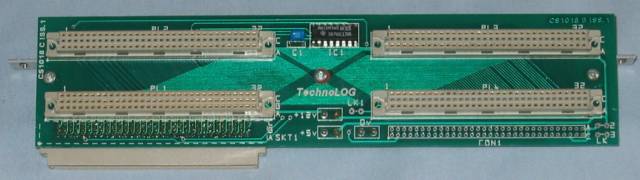 TechnoLOG 4 slot backplane front