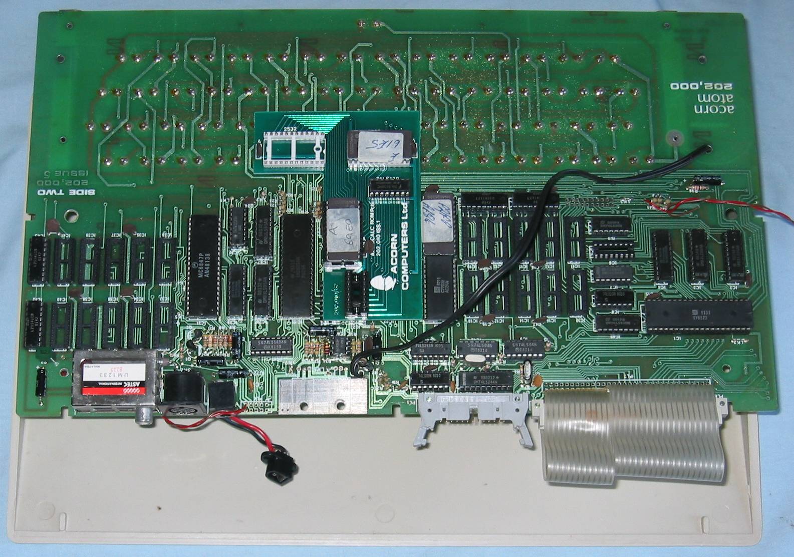 Prophet2E motherboard Hi-Res