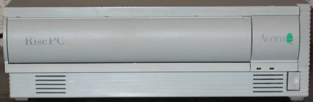 ACB75B Risc PC 700 front